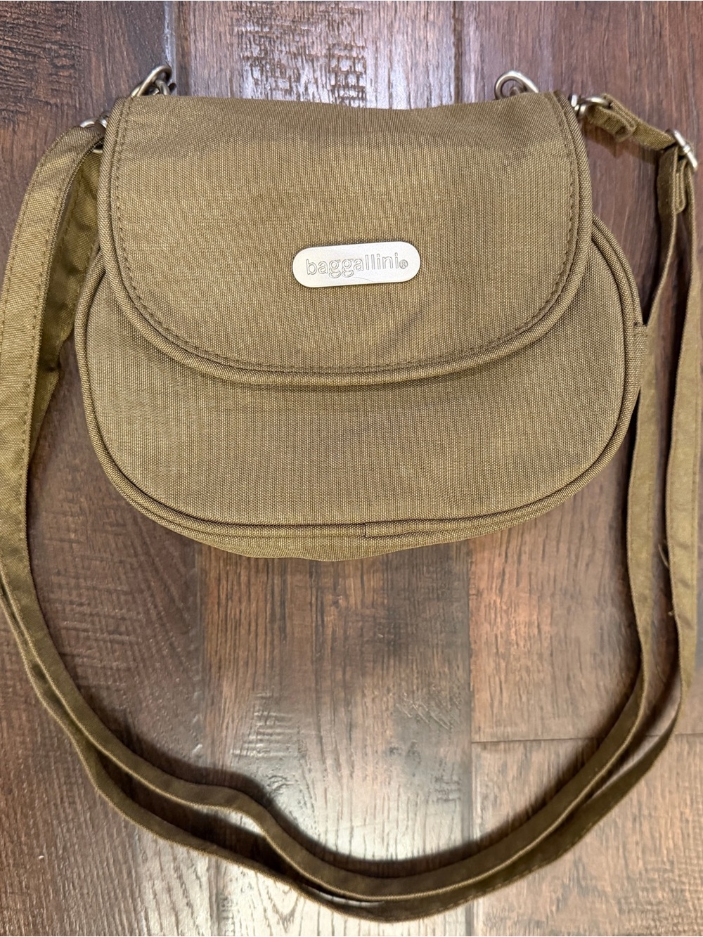 Baggallini Trifecta Brown Convertible Crossbody Belt Bag Travel Purse